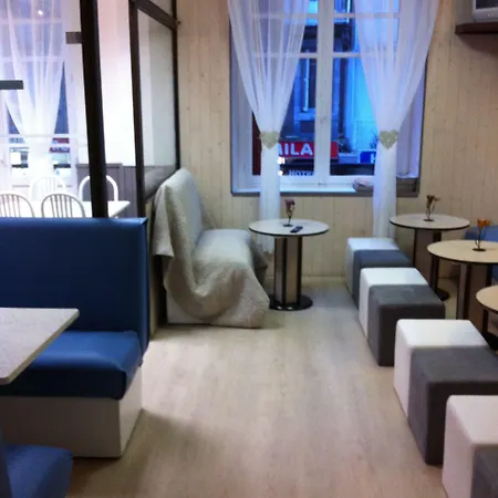 Aux Armes De Belgique Szálloda