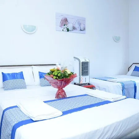 Aux Armes De Belgique